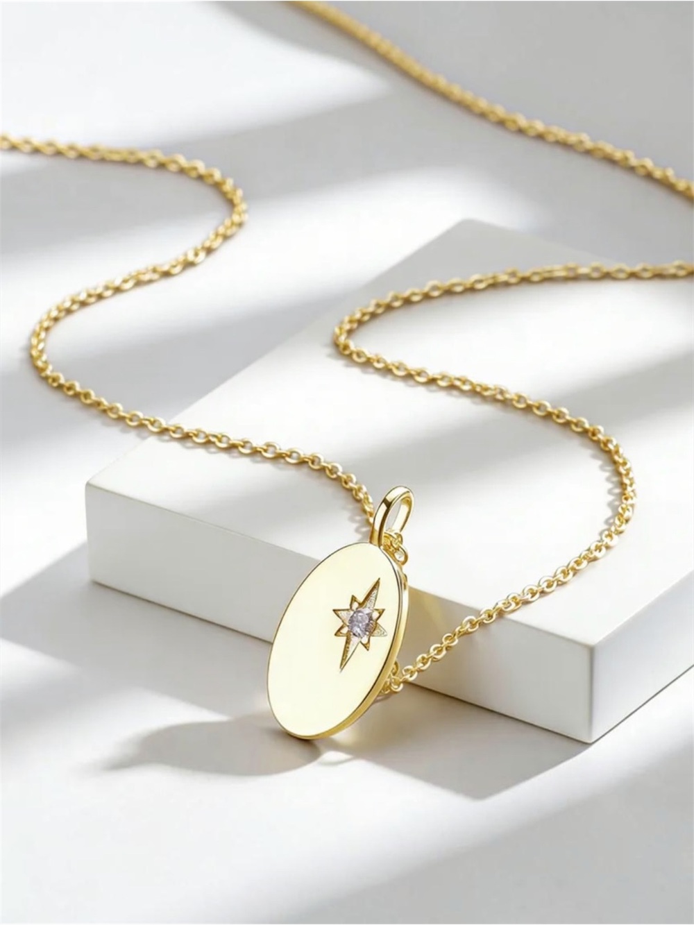 Gold Starburst Pendant Necklace NWT 18KT Gold Plated